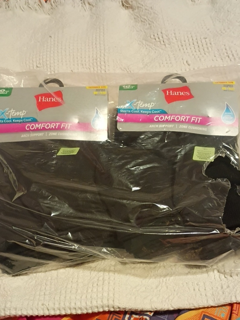 Hanes X-Temp Comfort Fit Women's Ankle Black Socks - 2-Pack